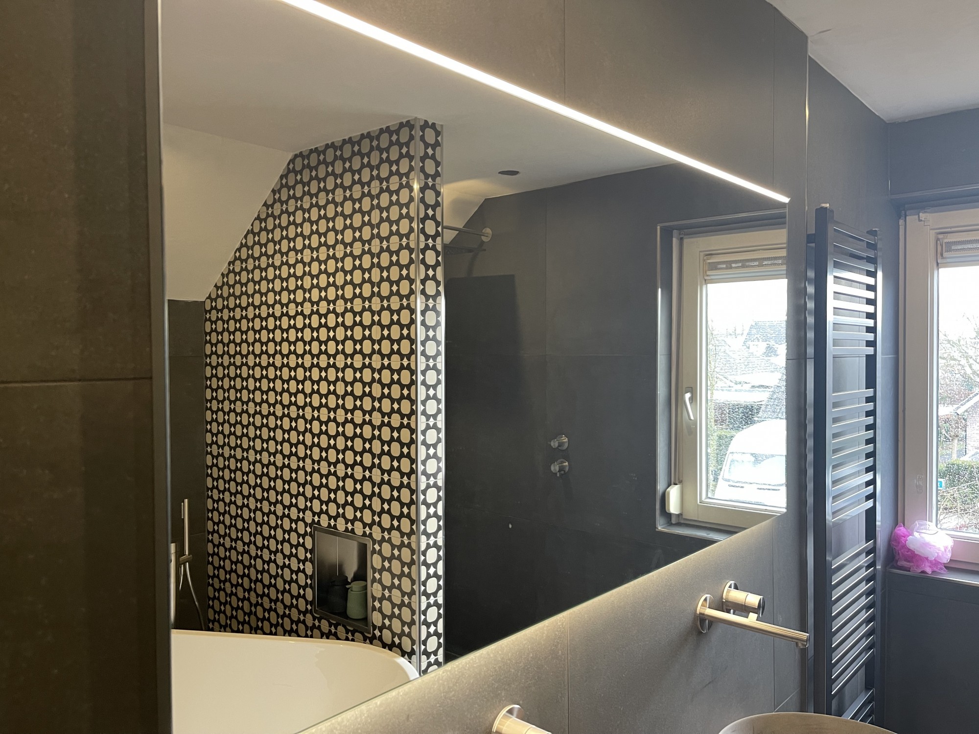 content.06.aanzicht via spiegel